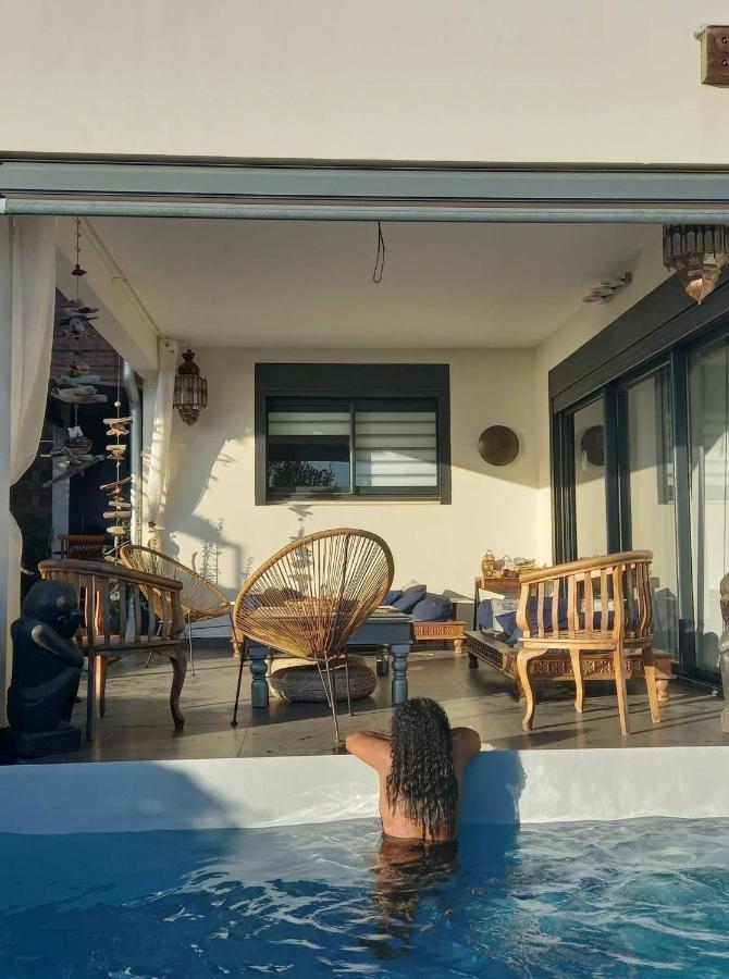 Suite Indigo Jacuzzi Prive Piscine Vue Mer Acces Cuisine Laverie Saint Pierre Exterior foto